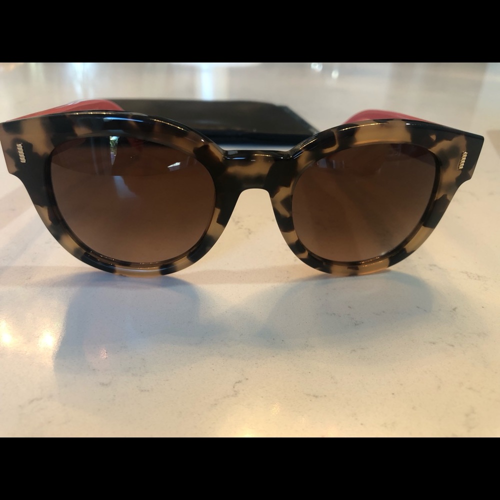 Fends Tortoise Bright Side Sunglasses